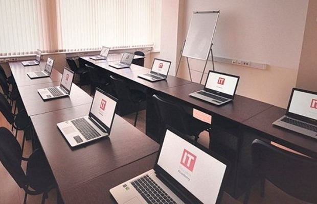 Хто такий програміст-технік Хто такий програміст-технік